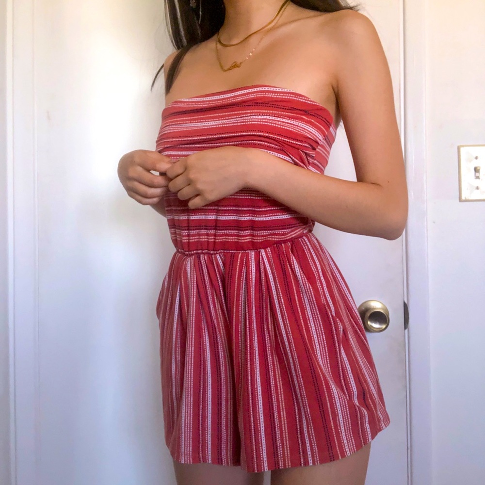 pink/red/white striped no sleeve romper